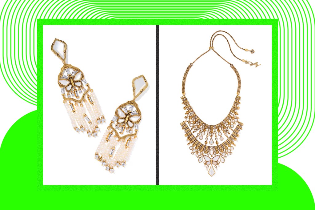 dolly-parton-&-kendra-scott-reunite-for-‘change-it!’-collection-with-glitzy-jewelry-perfect-for-the-holiday-season-–-shop here