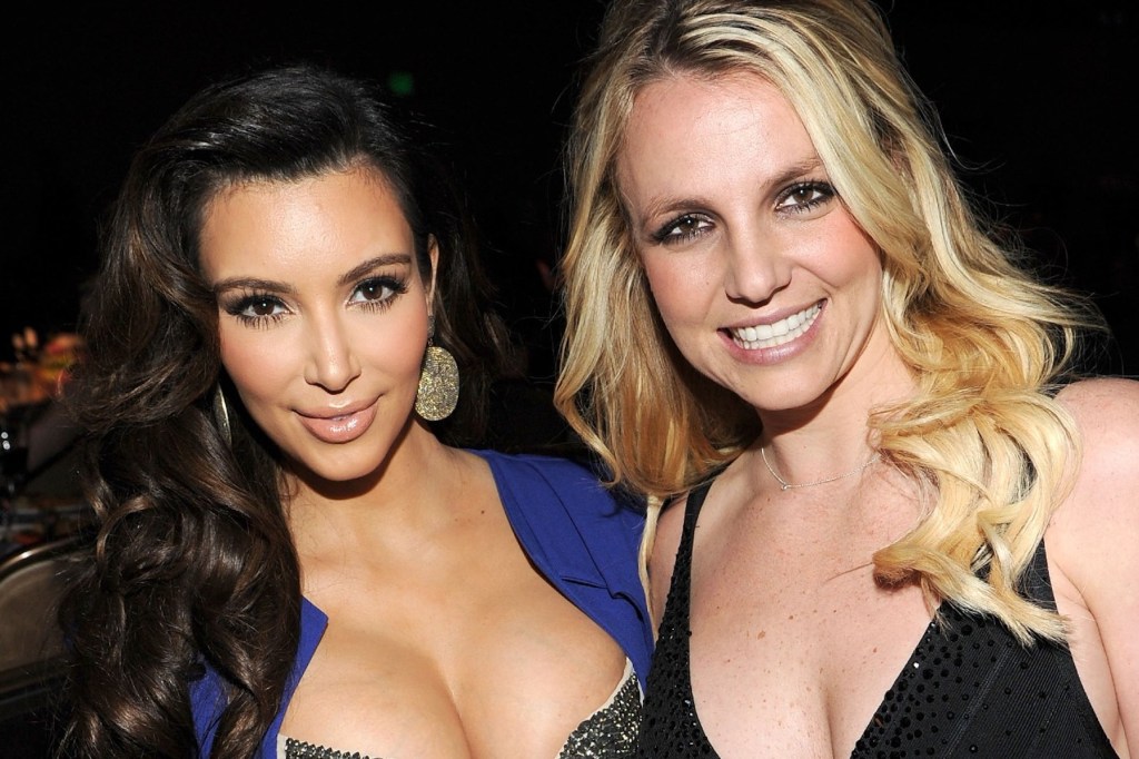 kim-kardashian-and-britney-spears-cozy-up-with-khloe-at-pajama-party:-‘calabasas-nights’