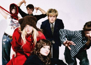 man/woman/chainsaw-return-with-“only-girl”-on-new-label-home