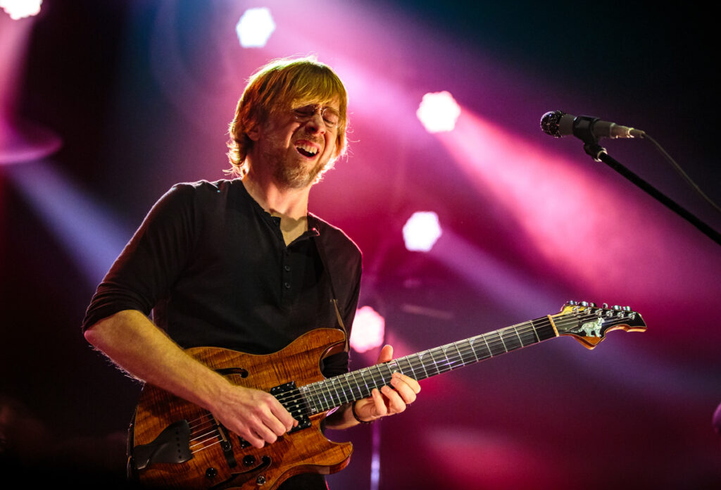 trey-anastasio-band-debut-“simeon”-at-denver-night-two