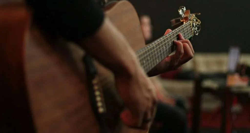 tidal-offers-$100,000-to-10-direct-uploading-indie-artists-under-‘upload-headliners-contest’-—-but-the-fine-print’s-worth-a-close-read