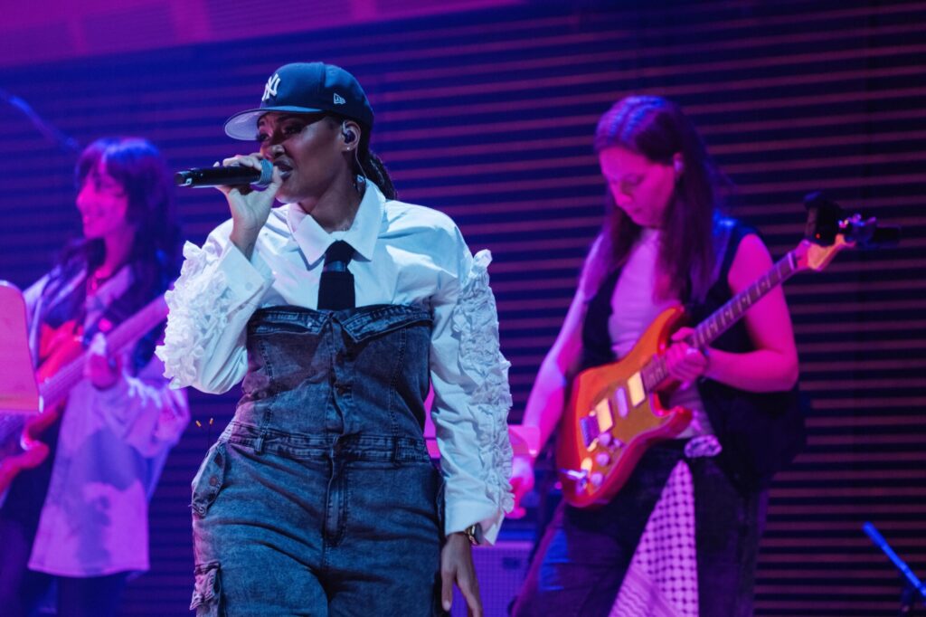 women-take-center-stage-when-hip-hop-meets-the-symphony