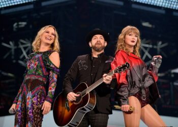 here-are-13-songs-taylor-swift-wrote-for-other artists