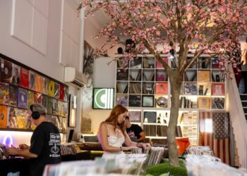 record-store-day-to-return-in-2026