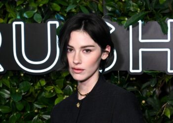 gracie-abrams-shares-update-on-her-next-album:-‘i’m-beyond ready’