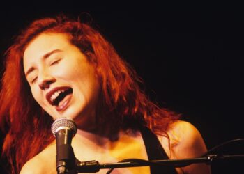 deep-cut-friday:-‘alamo’-by-tori-amos