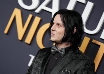 jack-white-goes-off-on-‘sick,-deranged’-president-trump-for-posting-racist-video-of-the-obamas-as apes