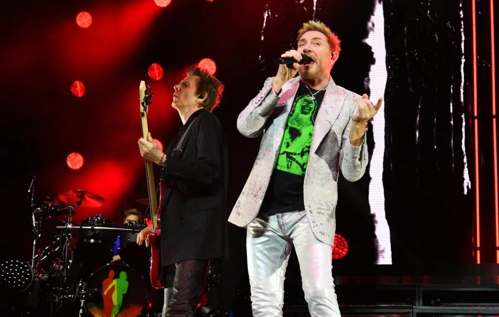 glastonbury-2024:-duran-duran-say-they’d-“love”-to-play-pyramid-stage-with-nile-rogers-and-mark-ronson