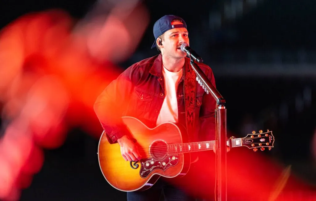 morgan-wallen-sweeps-billboard-music-awards-2023-after-racism-controversy