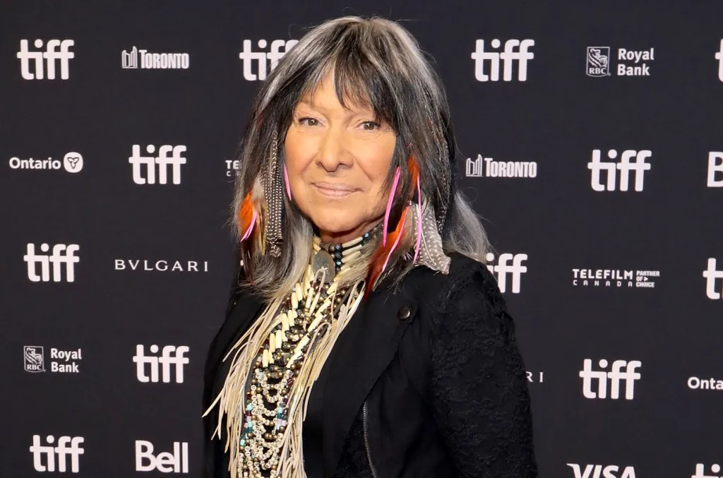 buffy-sainte-marie-responds-to-report-about-her-indigenous-heritage:-‘i-have-never-lied-about-my identity’
