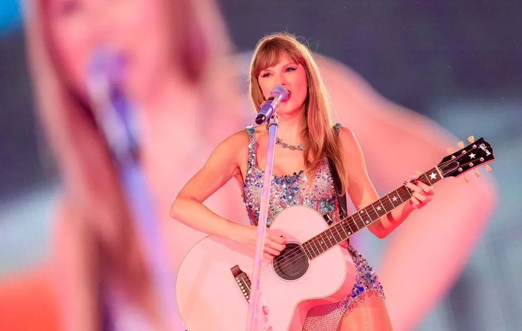 ‘taylor-swift:-the-eras-tour’-concert-movie-confirms-online-release-date