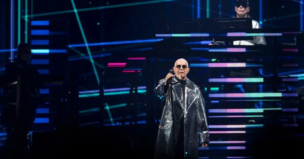 pet-shop-boys’-greatest-hits-concert-film-‘dreamworld’-is-coming-to-australian-cinemas