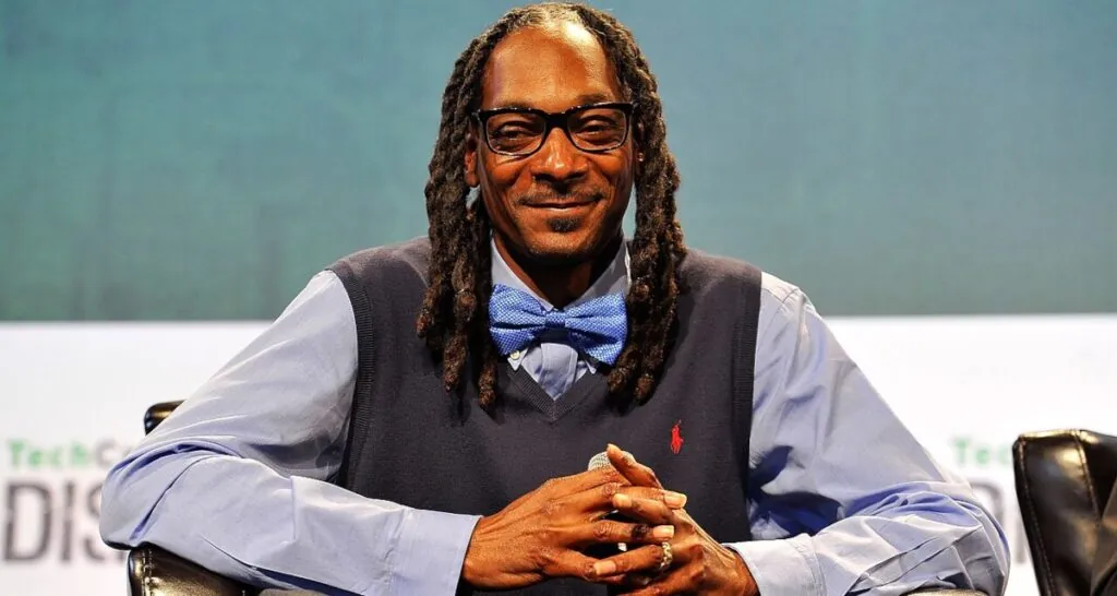 first-the-olympics,-now-new-year’s-eve:-nbc-taps-snoop-dogg-for-‘once-in-a-lifetime’-year-end-special