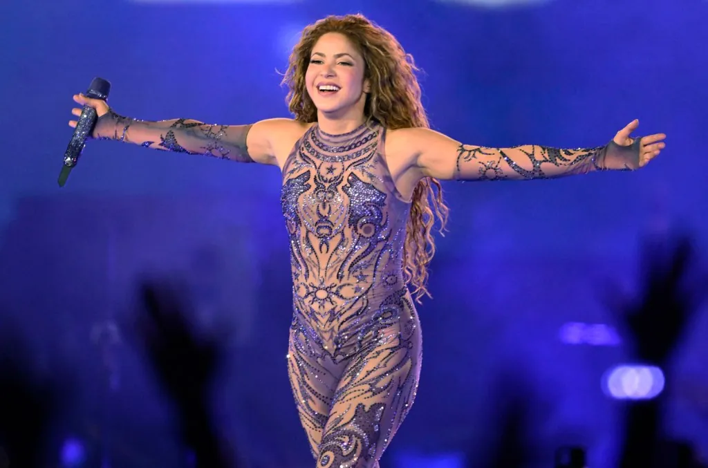 from-bruno-mars-to-shakira-&-more,-watch-the-midyear-top-tours-chart-take shape