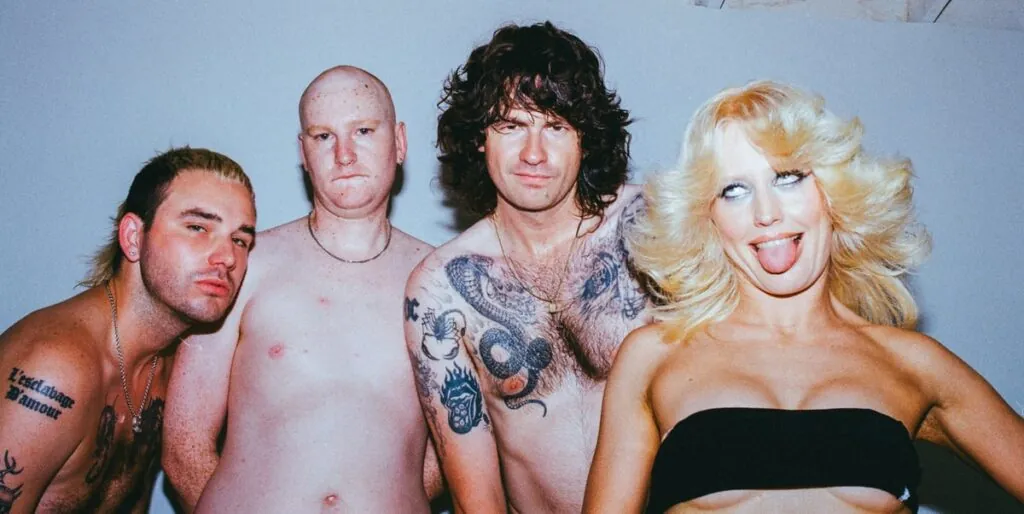 amyl-and-the-sniffers,-alice-ivy-win-big-at-2025-air-awards