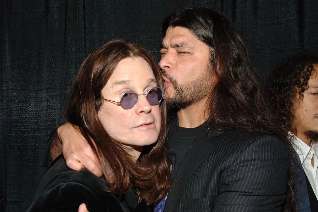 robert-trujillo-says-there-were-‘a-lot-of-tears’-at-ozzy-osbourne’s-funeral-as-well-as-a-‘very-magical moment’