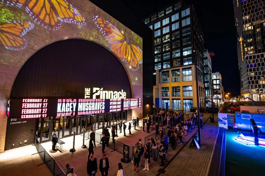 midsize-matters:-why-live-nation-&-aeg-are-building-more-2,000-to-7,000-capacity-venues-in-the us.