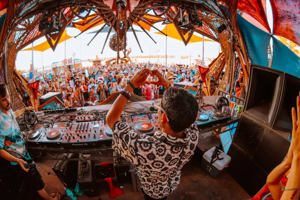 snapped:-dirtybird-campout-x-northern-nights-(a-photo-essay)