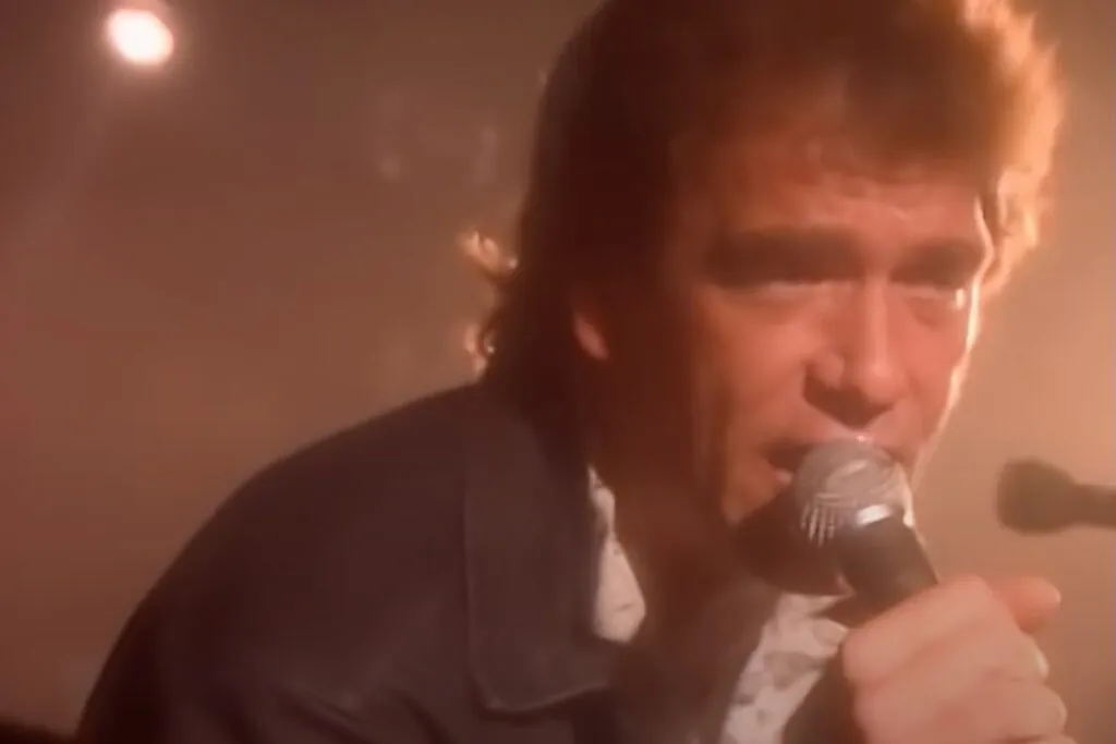 40-years-ago:-no.-1-movie-song-cements-huey-lewis’-stardom