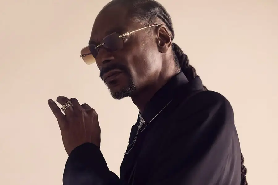 ‘have-the-guts-to-rethink-this-decision’:-sarah-hanson-young-blasts-afl-for-snoop-dogg-booking