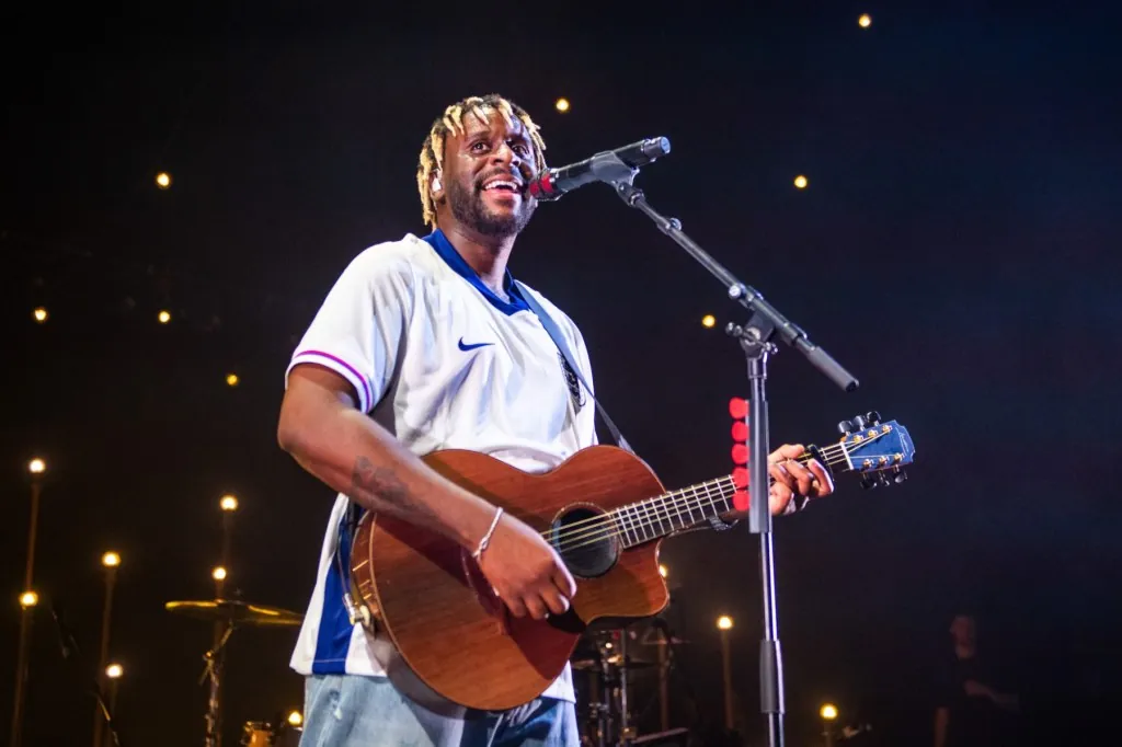 myles-smith-to-headline-halftime-show-at-nfl’s-regular-season-debut-in dublin