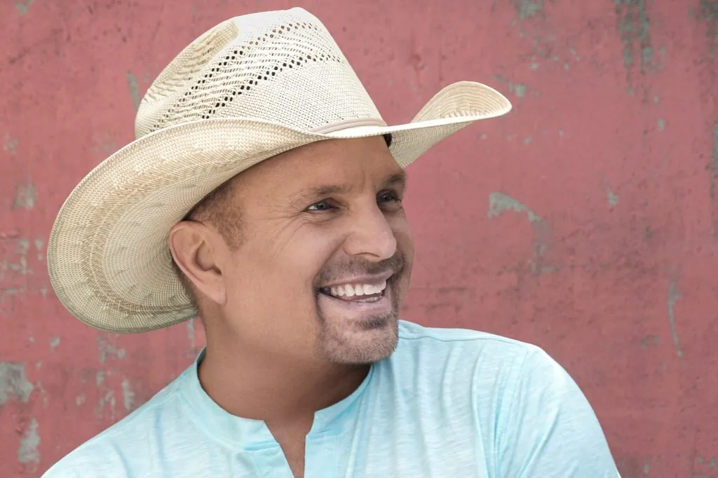 garth-brooks-to-play-first-uk.-show-in-nearly-30-years-at-2026-bst-hyde-park festival