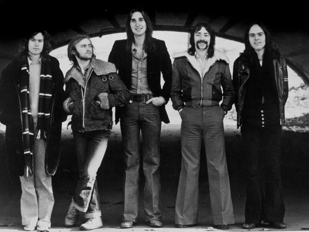 genesis-interviewed:-“we-had-too-many-ideas-for-a-five-piece…”