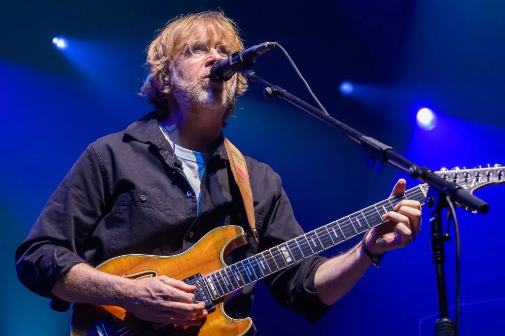 one-dead,-two-injured-in-fatal-stabbing-outside-phish concert