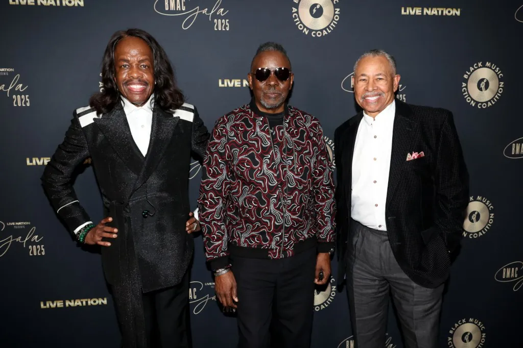let’s-groove:-5-highlights-from-grammy-salute-to-earth,-wind-& fire