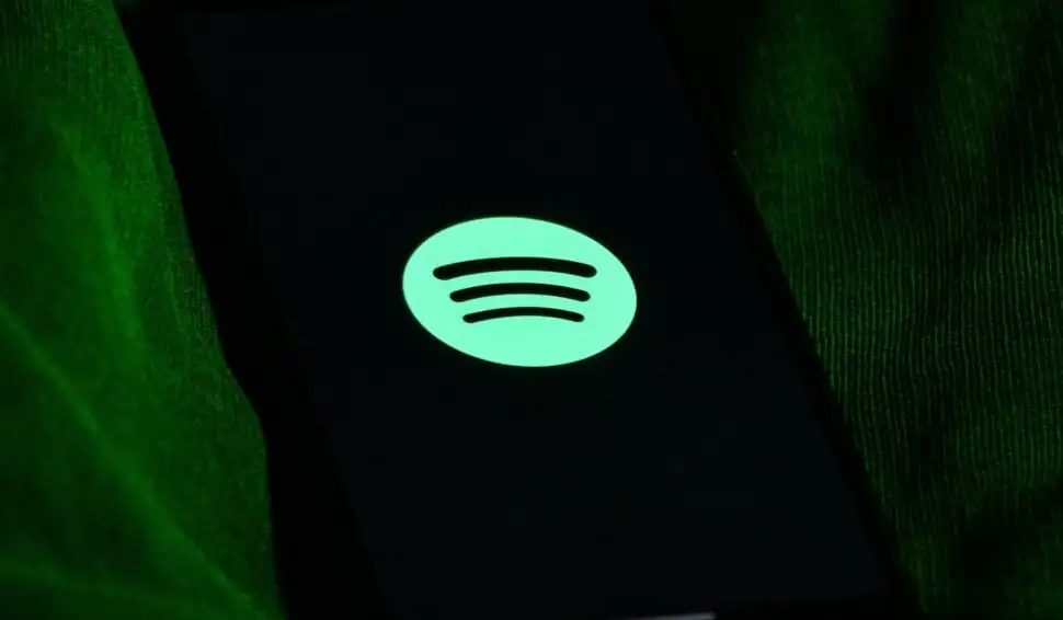 spotify-embraces-ai-music-with-new-guidelines