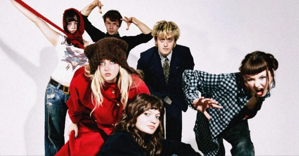 man/woman/chainsaw-return-with-“only-girl”-on-new-label-home